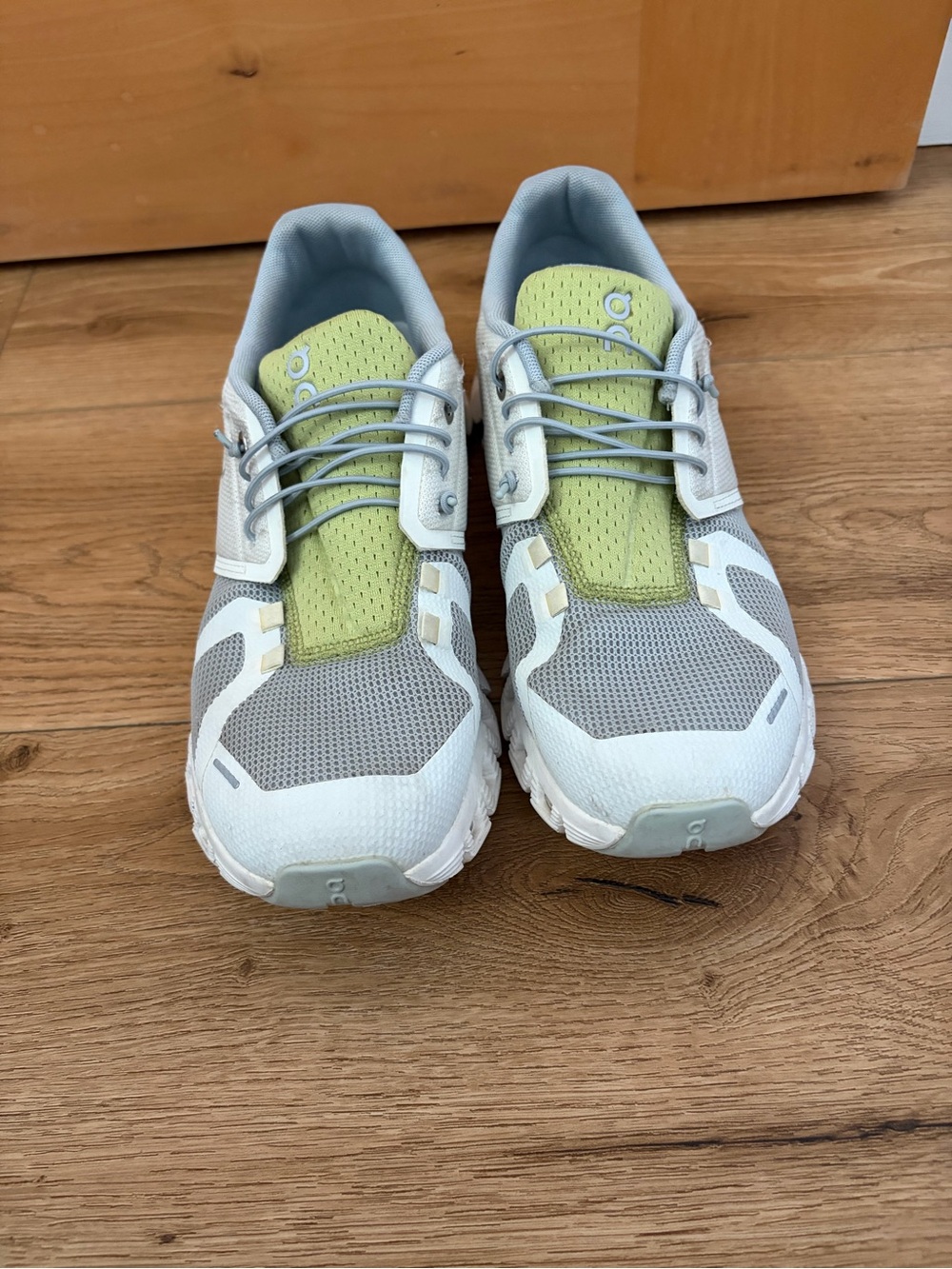 Women’s Athletic Sneakers in Light Gray and Lime - Lightweight Support